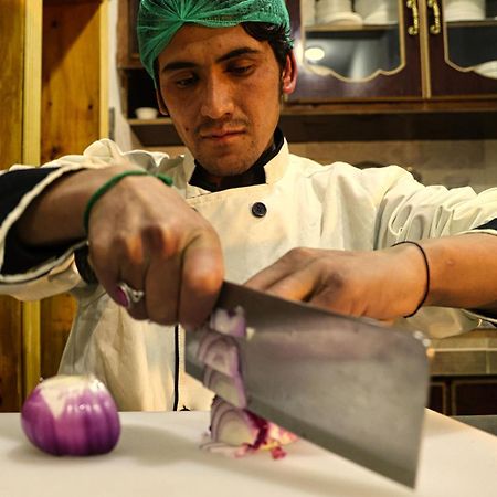 Hotel Oak Residency Gilgit Zewnętrze zdjęcie